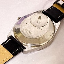 SEIKO Grand Quartz 4843 8050 date snowflake wristwatch 10