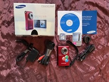 Samsung HMX-U10 RN/XA FlashCAM Full HD 10MP Smart Camcorder -- Red