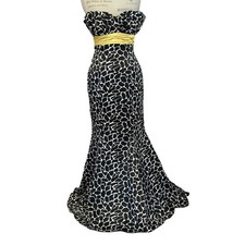 Betsy & Adam black white giraffe animal print gown maxi dress w yellow sash sz 6