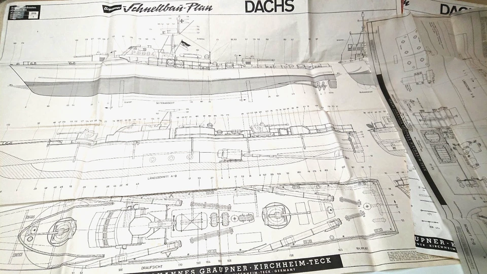 Graupner Schnellboot Dachs 1:45 fast fertig gebaut, mit Zubehör, mit 3 E-Motoren - Bild 4 von 4
