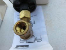 Parker Needle Valve,Straight,Brass,1/4"FNPT.Model: 4F-V6LN-B-GR. Grainger 2KLC6 