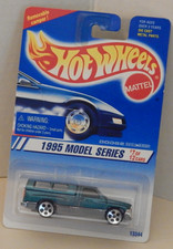 Dodge Ram 1500 Pick Up Truck Removable Camper Hot Wheels Model Series 1995-348