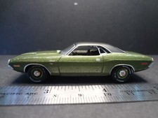 Auto World 1970 Dodge Challenger R/T dark green - Loose 1:64