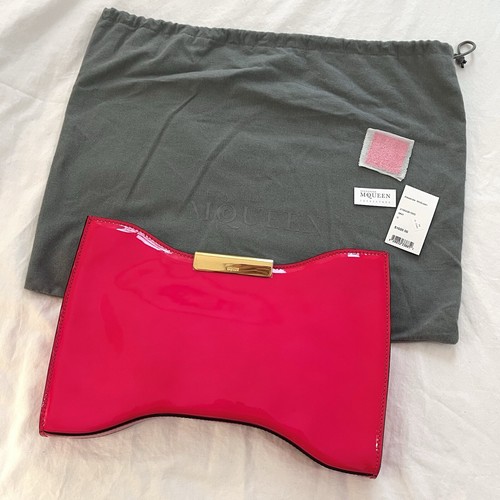 Alexander Mcqueen Lackleder Hot Pink Clutch Handtasche mit Etikett & Kleidersack