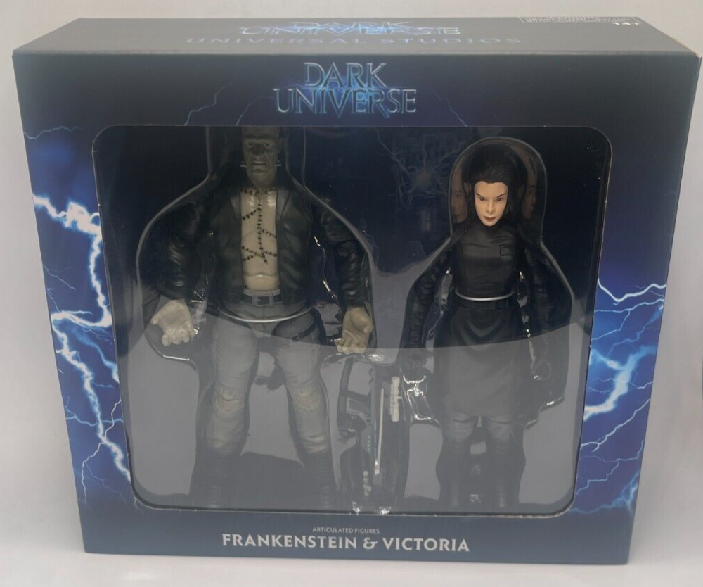 Epic Dark Universe Frankenstein & Victoria Articulated Figures 2