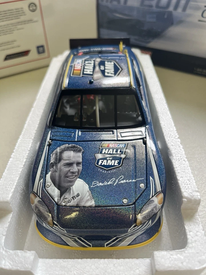 David Pearson #11 NHOF Class of 2011 11 Fusion Flashcoat Color - Image 4 of 4