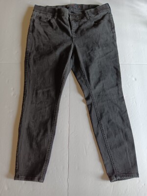 TORRID Bombshell Skinny Jeans Black size 16S Stretch Destroyed Measures 36x25