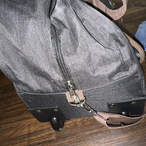 Bella Russo Oxford Luggage Large Rolling Travel Bag Brown With Removable Strap - Picture 9 of 10