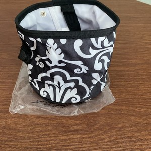 New Thirty-One Small Round Oh-Snap Bin Black Parisian Pop