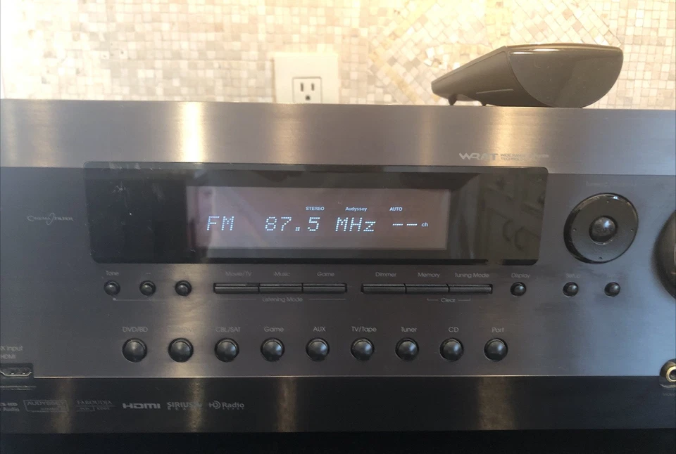 Integra Dtr-30.1 7.2 Channel 90W Receiver Integra Remote Bundle PerfectCondition - Image 3 of 4