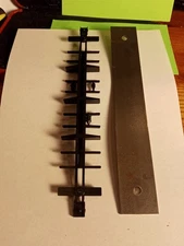 Athearn  1 frame AND a Weight 50' Parts  For Rolling Stock Cars Roll On Nice To