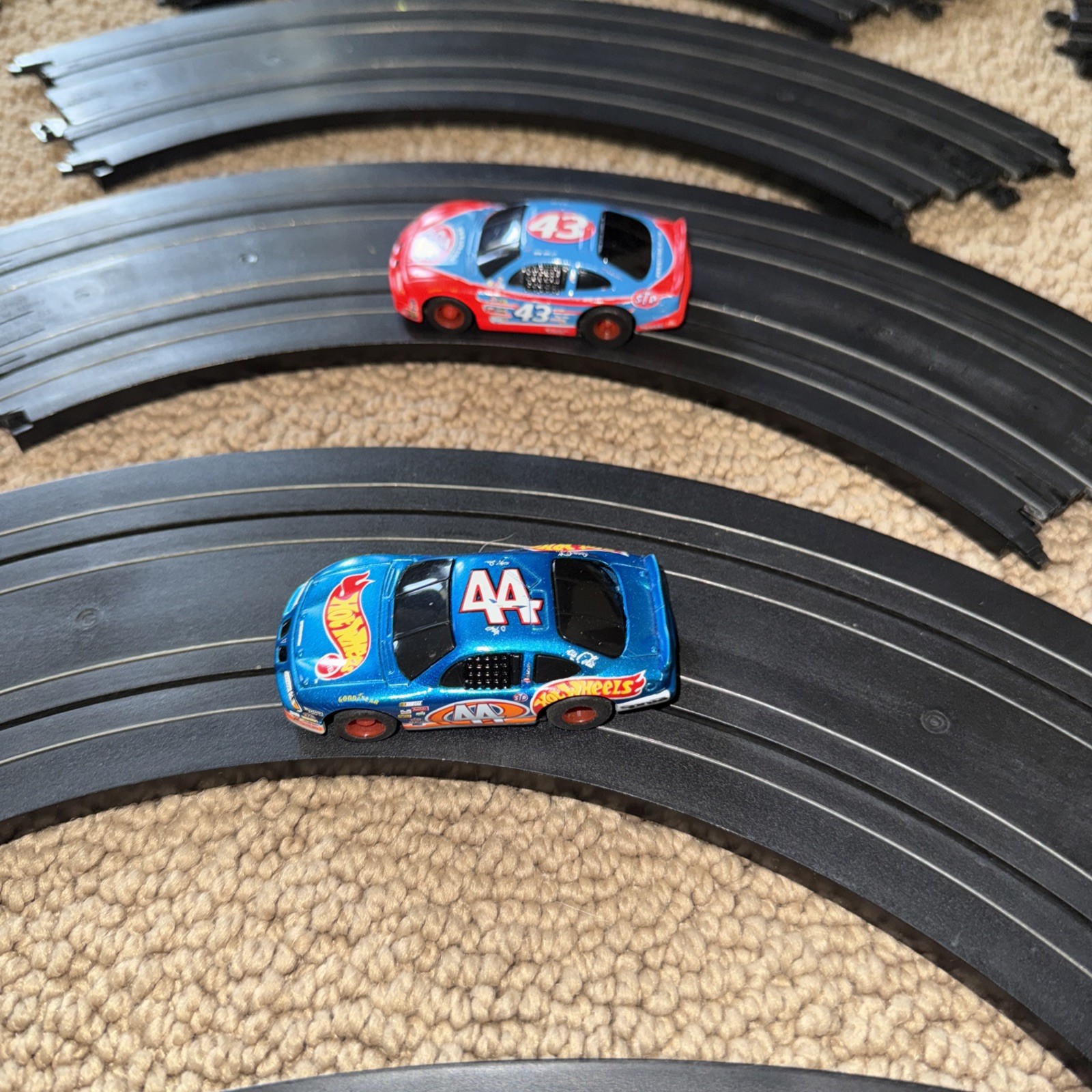 Tyco 440 Magnum 440  Petty Racing HO Slot Car Race Set