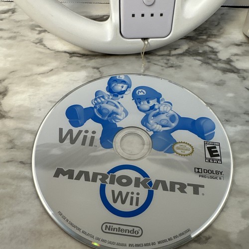 Wii Mario Kart gioco con ruota e controller. - Foto 3 di 6