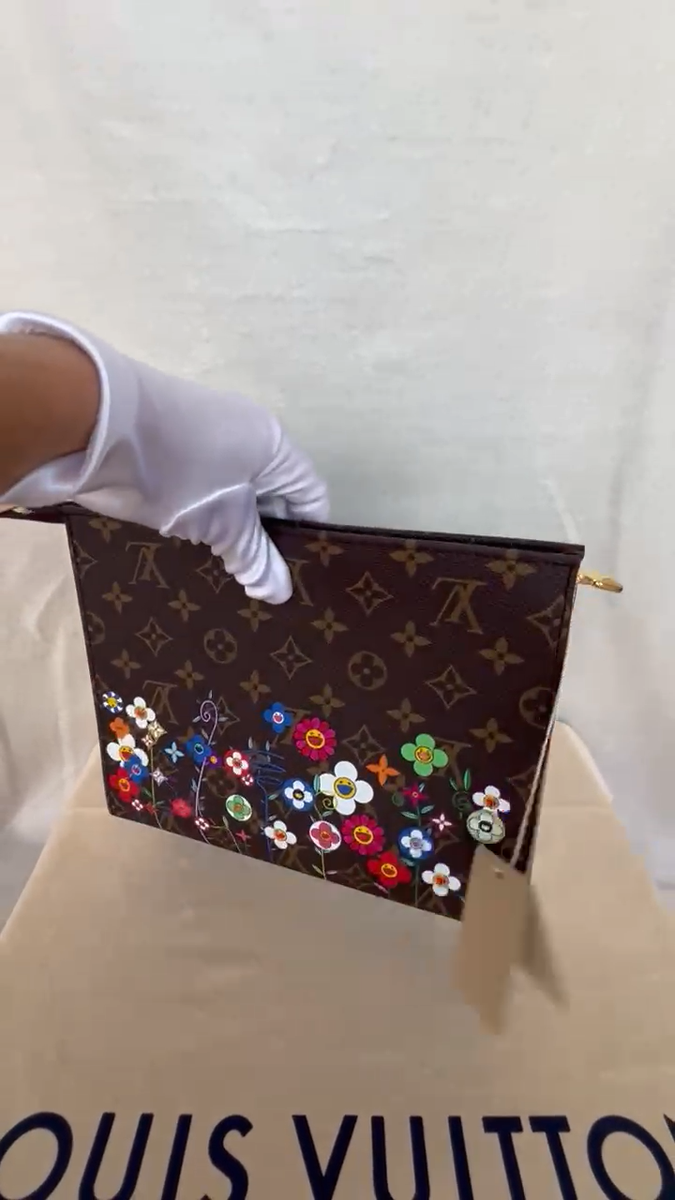 Louis Vuitton x Takashi Murakami 2025 Monogram Superflat Toiletry