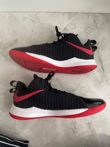 lebron witness 3 black red