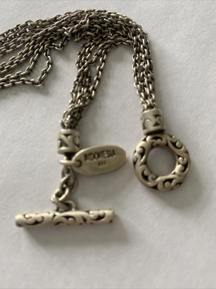Collar de cadena de 4 hilos con colgante circular de plata de ley 925 Lois Hill Foto 3 de 4