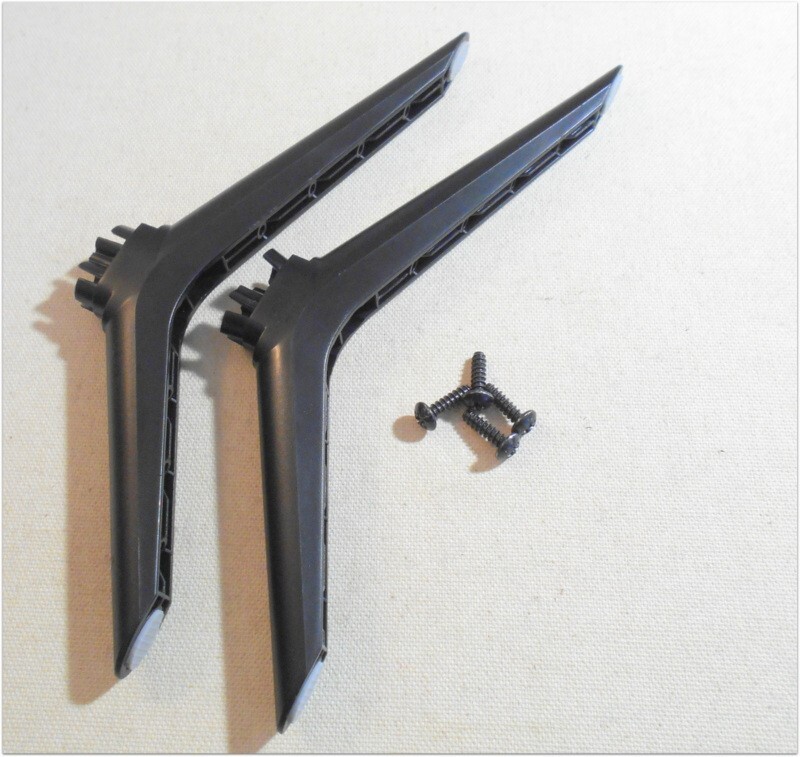 HISENSE TV Stand Base Pedestal Legs w/Screws for model 32H4030F1; XLNT