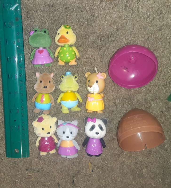 LI'L WOODZEEZ SURPRISE BOBBEEZ FLOCKED ANIMAL FIGURINE LOT  * CONTENTS: Assorted