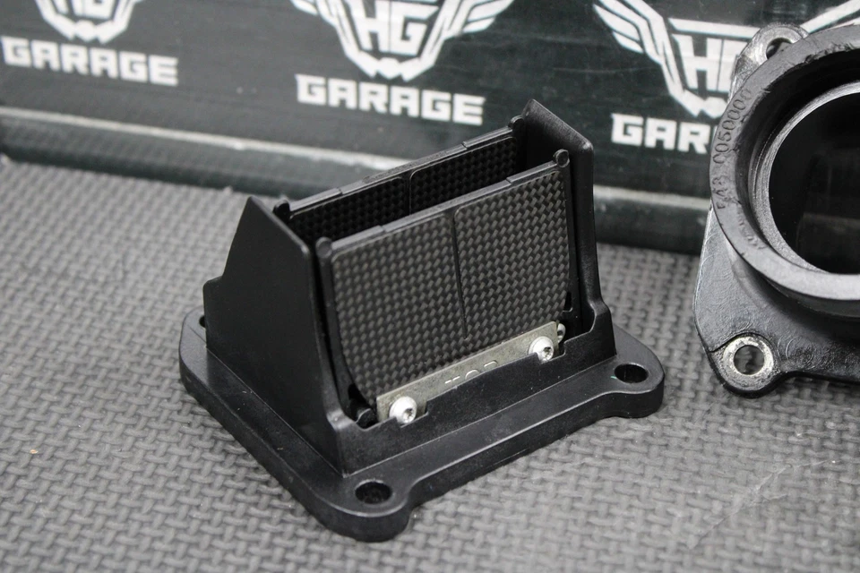 2016 KTM 03-16 250 XCW OEM INTAKE REED BLOCK BOOT ASSEMBLY 54830050000 - Image 2 of 4