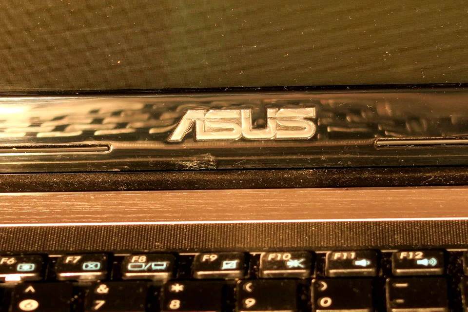 华硕 A53E 笔记本电脑 15.6 英寸屏幕英特尔 i5-2439M,RAM 6.00Gb,Windows 10 — 第 4/4 张图片