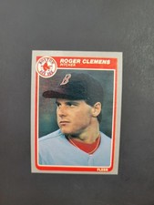 1985 Fleer #155 Roger Clemens RC NM OR BETTER Boston Red Sox LEGEND ⚾🎇