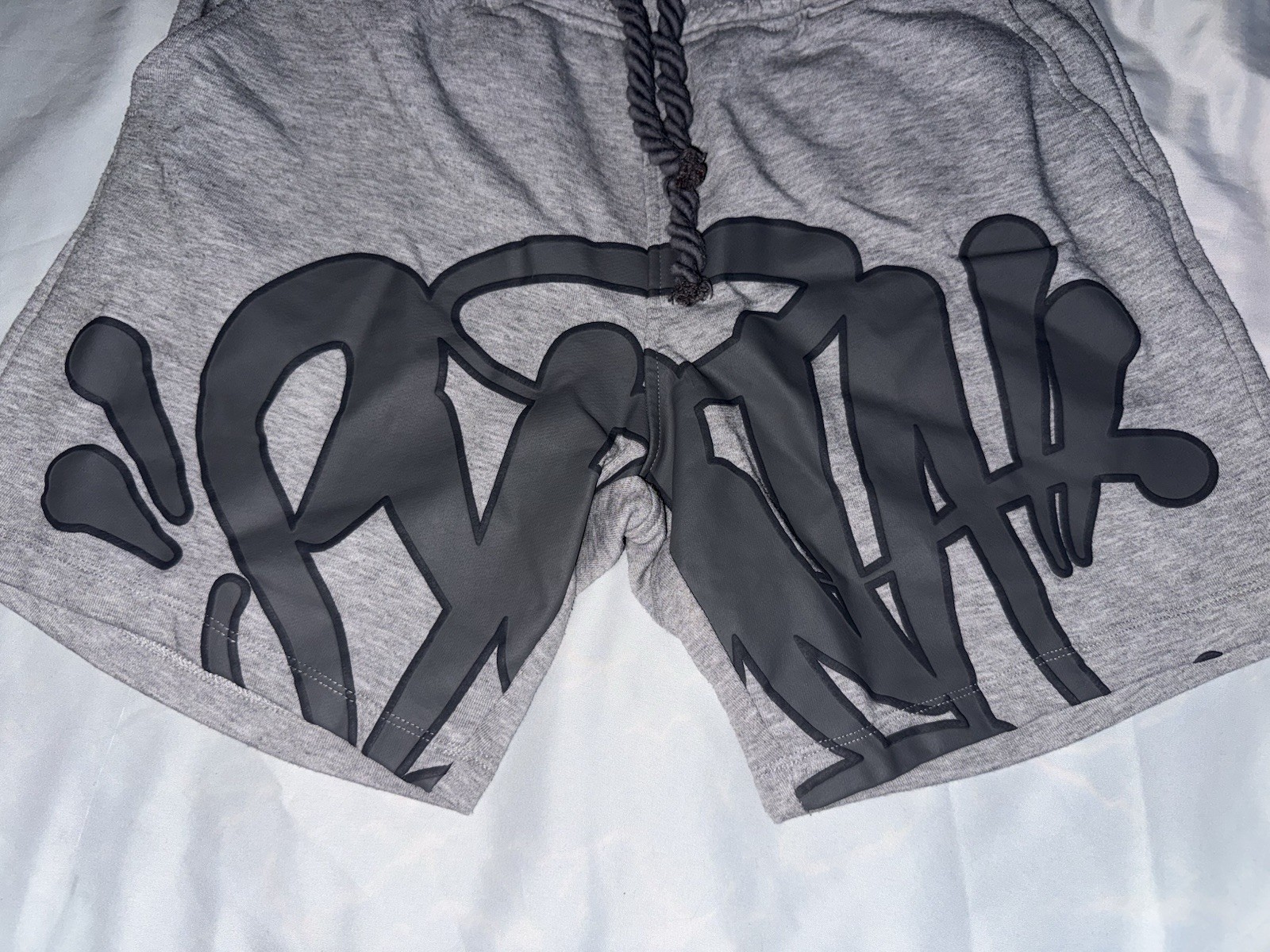 Syna World Grey Shorts and T-Shirt Set Size Small image 8