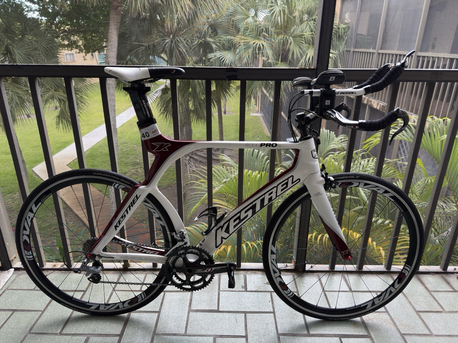 Kestrel 4000 Pro Carbon Triathlon / Time Trial Bike
