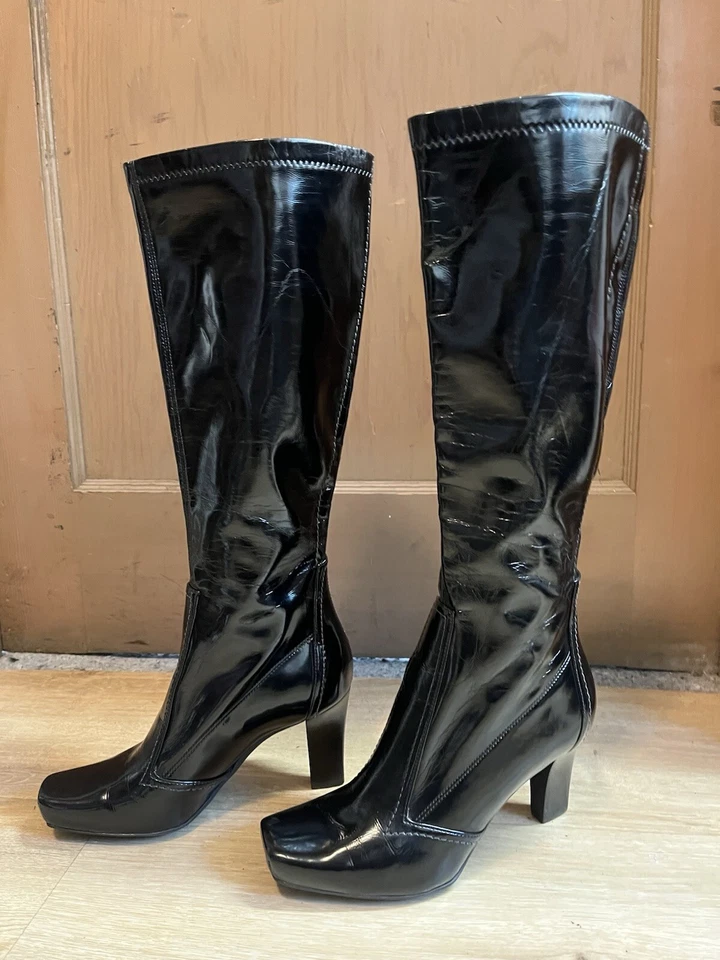 Botas negras Franco Sarto Cindy de cuero sintético para mujer talla 6M/6 1/2 M Foto 2 de 4