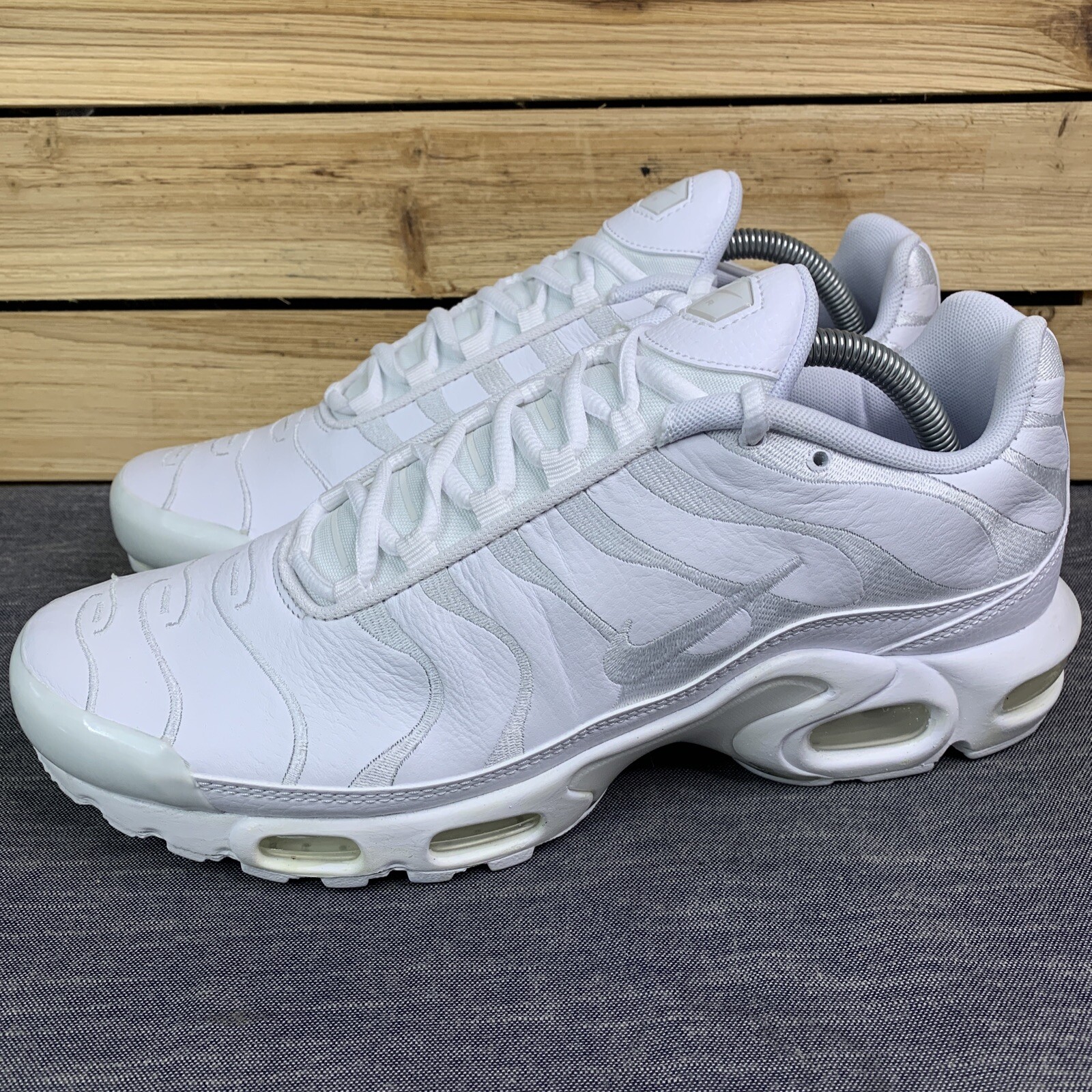 Nike Air Max Plus TN Triple White 