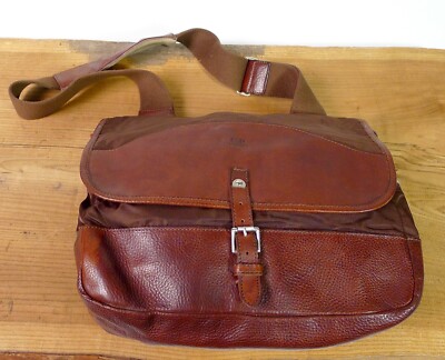 VTG C.P. Company Brown Pebble Grain Leather & Nylon Messenger Bag 9366 Italy