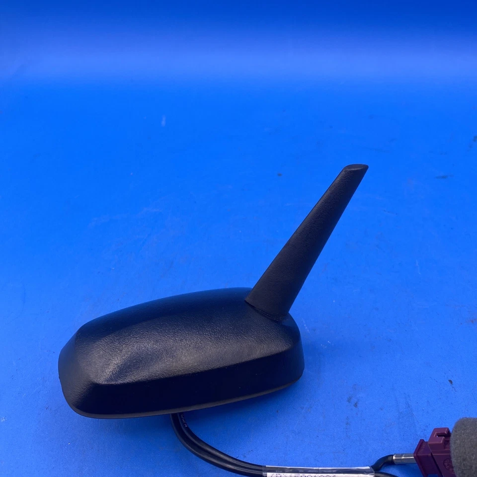 Conjunto de mástil de antena de radio montado en el techo Pontiac G6 2006-2010 51501263 OEM Foto 2 de 4