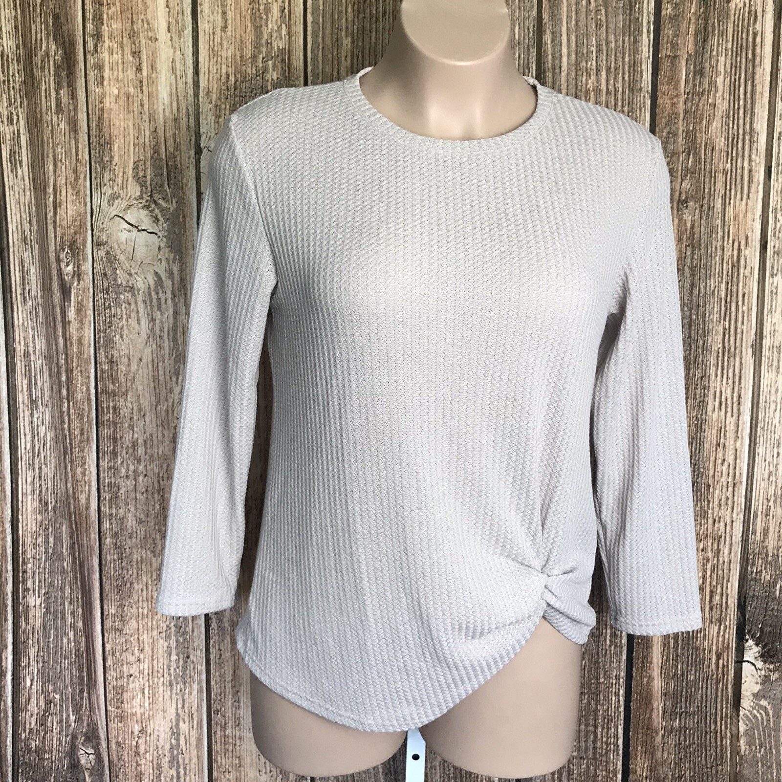 Cute Beige Long Sleeve Blouse in Size XL