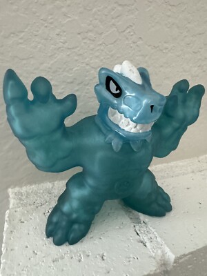 Heroes of Goo Jit Zu Dino X-Ray Action Figure Tyro the T-Rex  Stretch