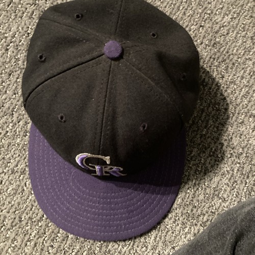 Sombrero Exclusivo New Era 59Fifty Colorado Rockies Mariposa Parche Sombrero 7 1/8 Púrpura - Imagen 8 de 9
