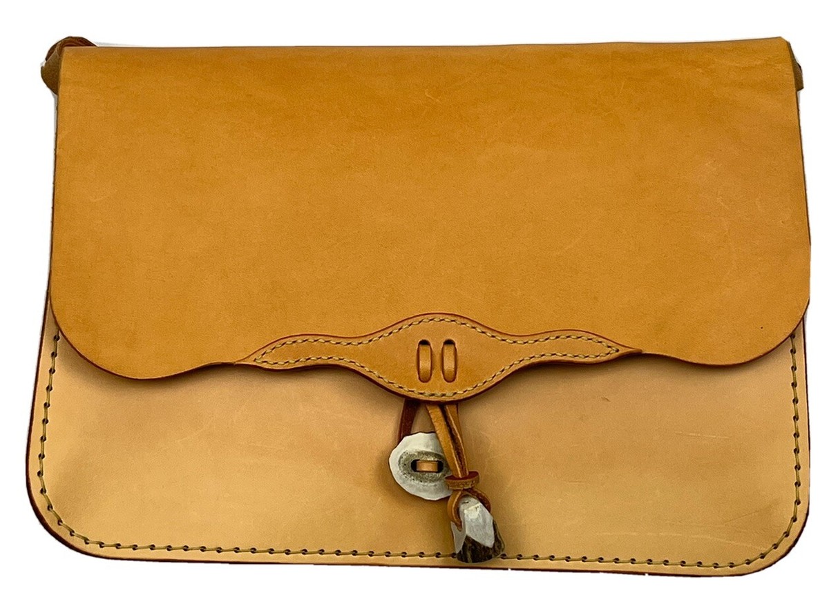 Les six “TAXED dyed leather bag” Les six “TAXED dyed leather bag” hq720.jpg?sqp=-