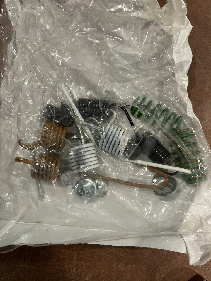 Kit de herrajes de freno de tambor Carlson H7208 Foto 4 de 4