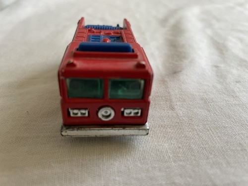 Vintage 1976 Hot Wheels Mattel Red Fire Engine Truck 51 Toy - Picture 2 of 9
