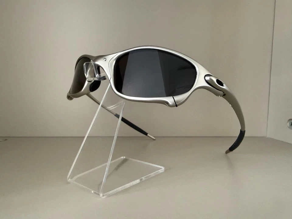 Oakley Juliet 1.0 X-Metal Style Silver Polarized Sunglasses – Black Lens – NEW! - Photo 1/3