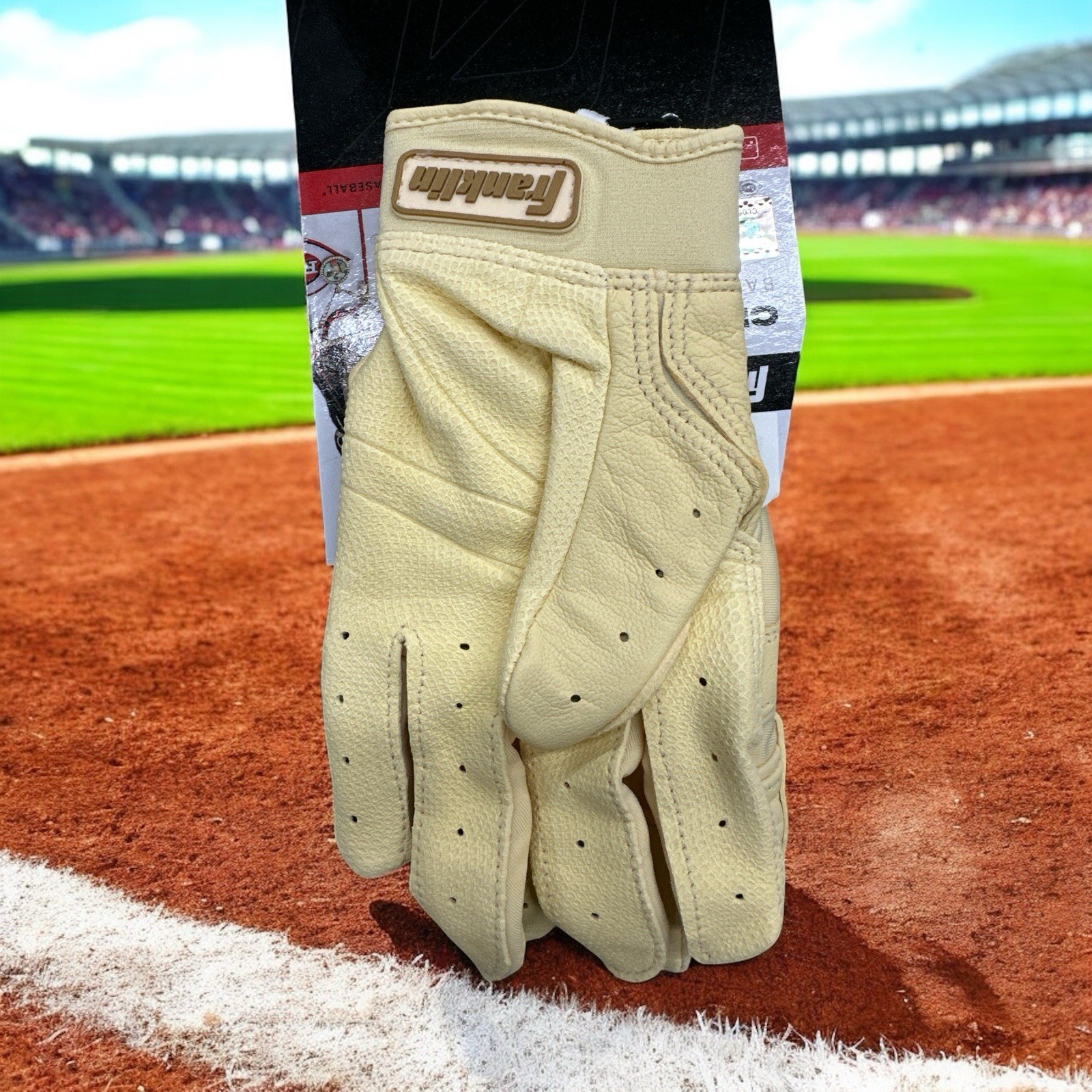 FRANKLIN CFX PRO VANILLA/GOLD BATTING GLOVES YTH LRG NEW