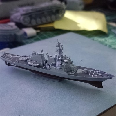 1/2000 US Arleigh Burke Flight I Destroyer Finished Resin Model 8cm(3.15in)