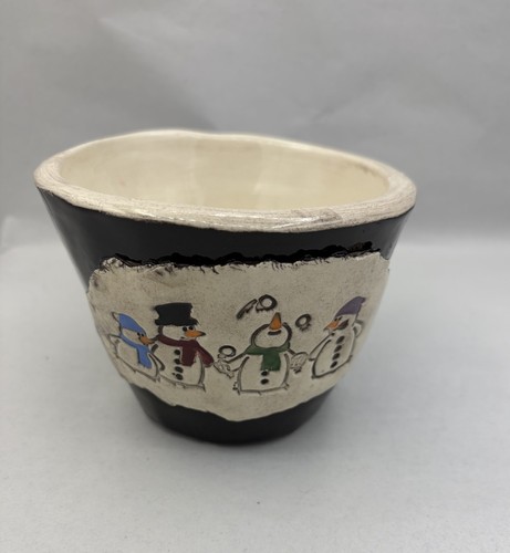 Whimsical Snowmen Snowballs Studio Art Pottery Bowl Crock New England Signed 5"
