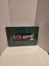 Economy Close-Up Pad 11X16 (Green) by Murphy's Magic Supplies - Trick