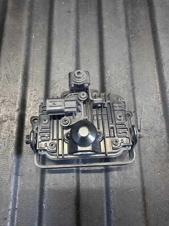 Lexus RX 450H 2020 Distronic radar sensor 8821047080 EUP12565 - Image 2 of 4