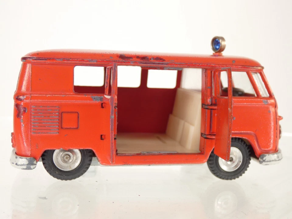 GAMA MINIMOD Volkswagen VW T1 VAN 955 Samba Cuerpo de Bomberos Bomberos Coche de Juguete Foto 3 de 4