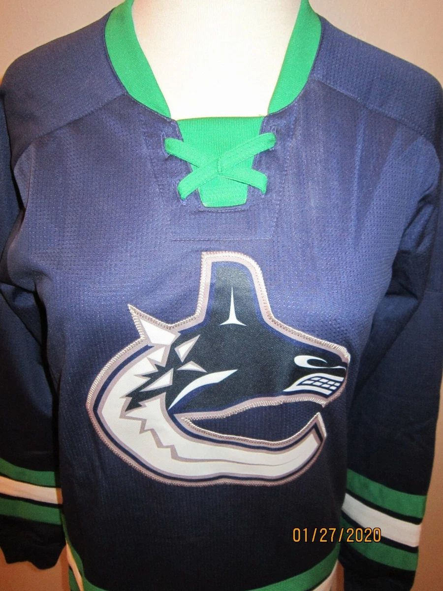 vancouver canucks youth jersey