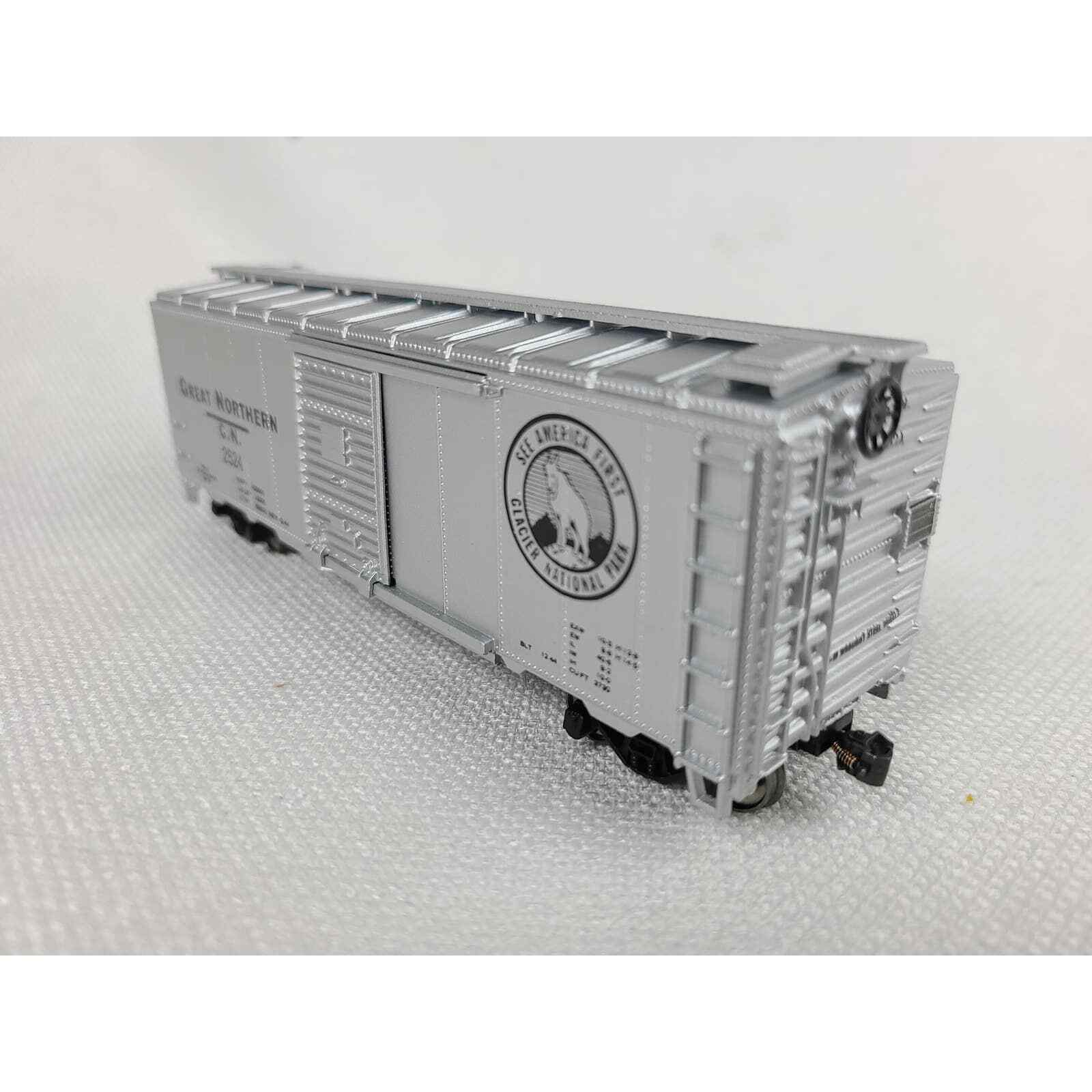 English's Model Railroad Supply Great Northern GN 2524 40' Boxcar HO