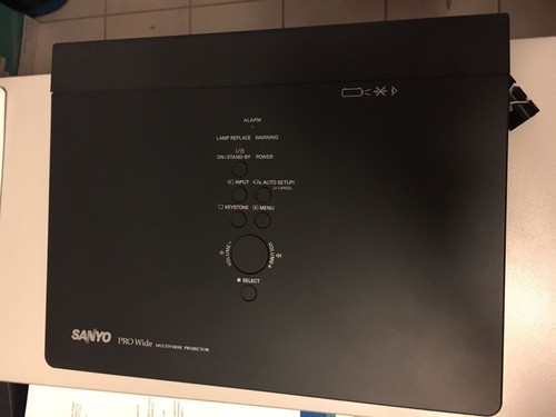 Projector - Sanyo Pro Widescreen PLCWXU30 (WXGA WiFi 3700ANSI Lumen) RRP $3000 - Picture 2 of 4