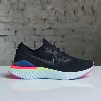 nike epic react flyknit 2 hyper pink