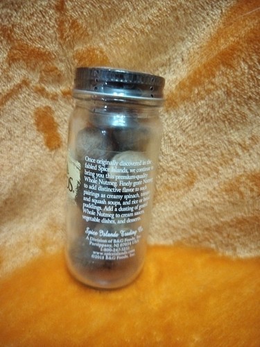 Spice Islands Whole Nutmeg Seasoning 1.9 Oz New Sealed Jar Ex 2024 - Picture 3 of 7