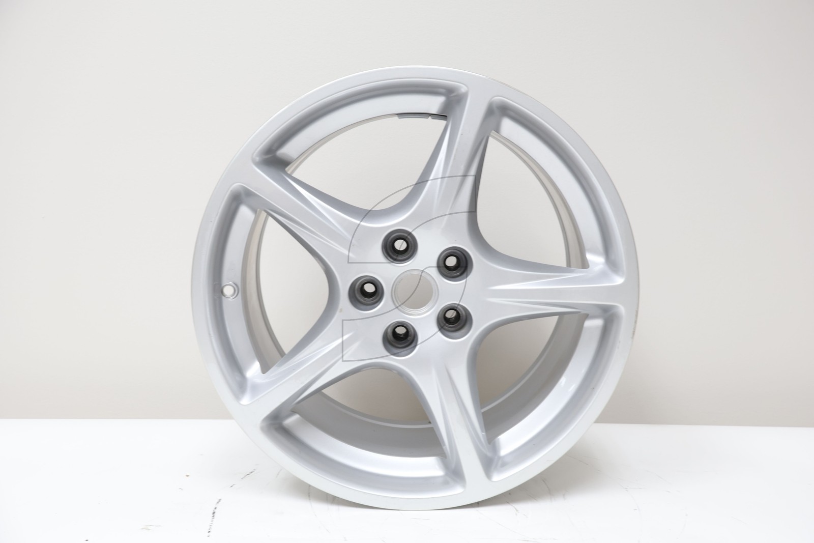 FEU-194187-A2 REAR WHEEL RIM 10JX19 Ferrari - Used Parts USED